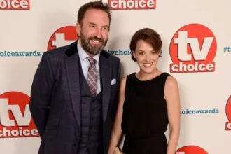Lee mack wife blind