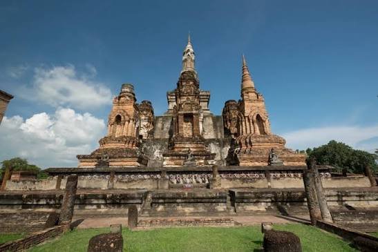exploring ancient ruins top archaeological sites history buffs 2026